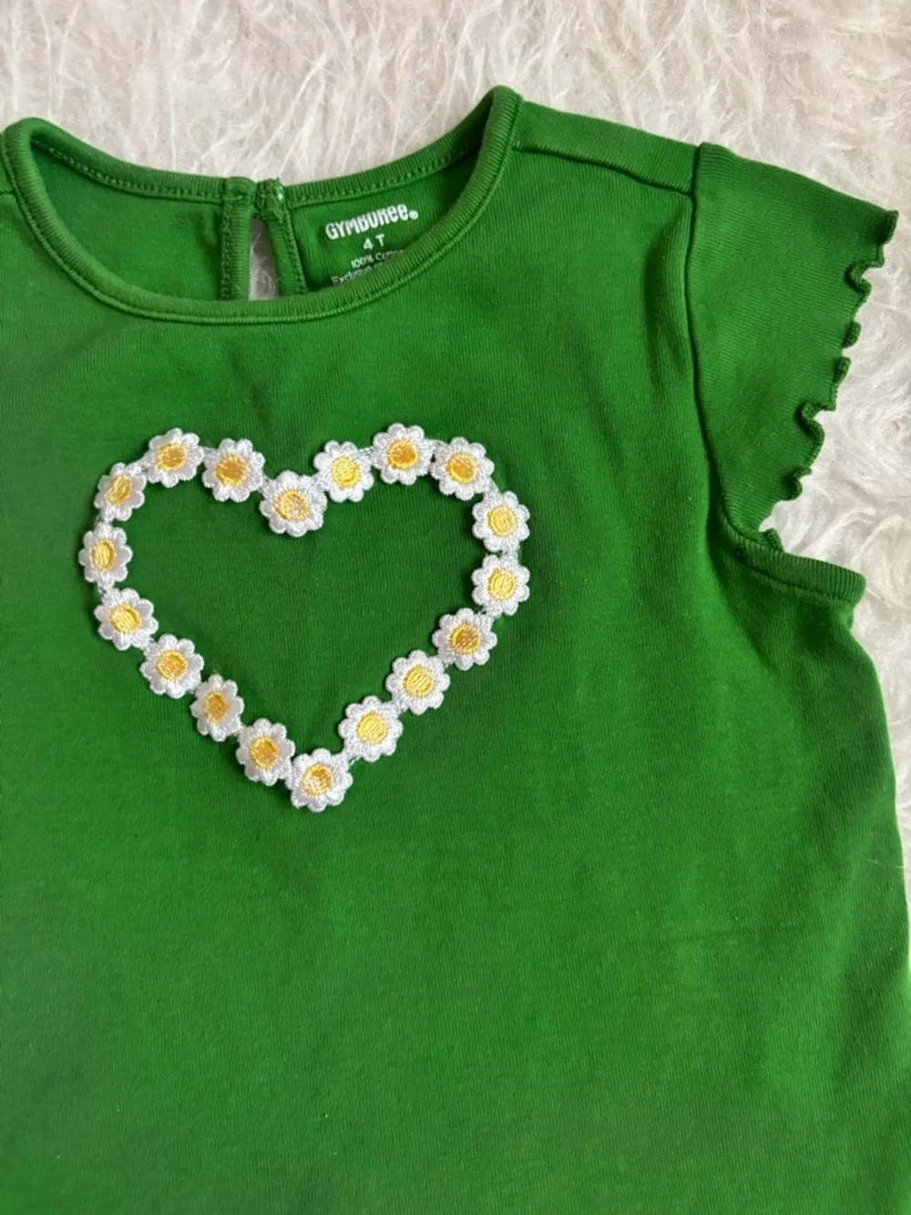 Gymboree Girls Bright Green Tee with Daisy Heart Applique